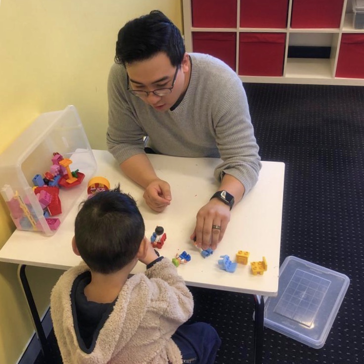 Child with autism learning to talk in Early Start Denver Model session early intervention clinic in Bondi Junction Mascot Sydney