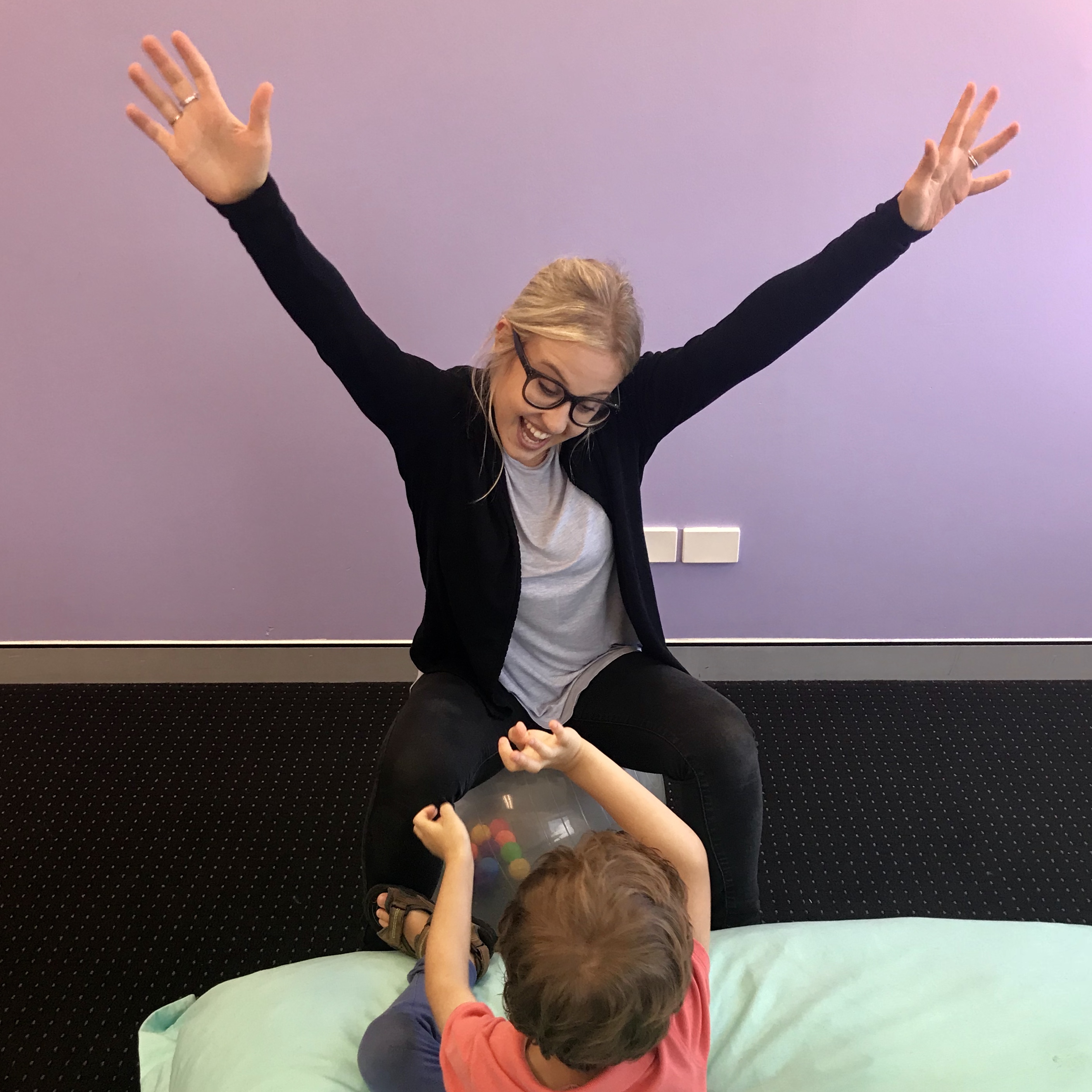 Certified ESDM Therapist doing an early intervention session with young child with autism in Sydney